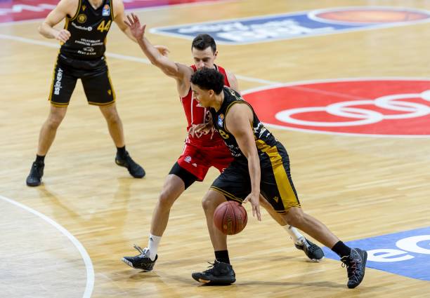 他在场上的 他在场上的